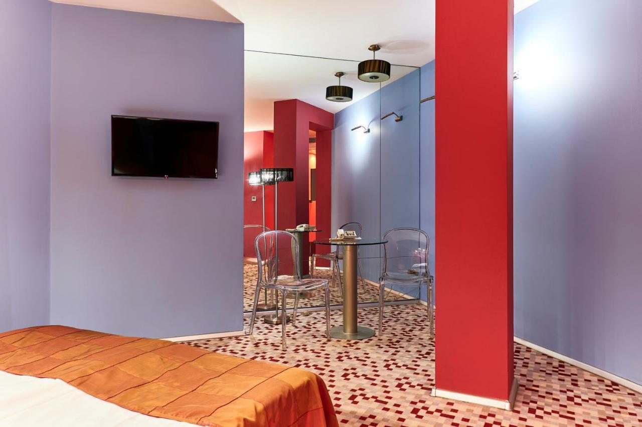 Monet Hotel Plovdiv Buitenkant foto