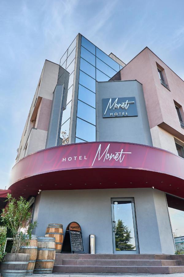 Monet Hotel Plovdiv Buitenkant foto