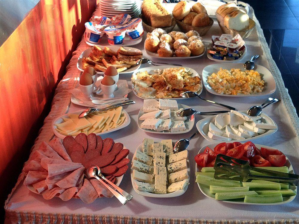 Monet Hotel Plovdiv Restaurant foto